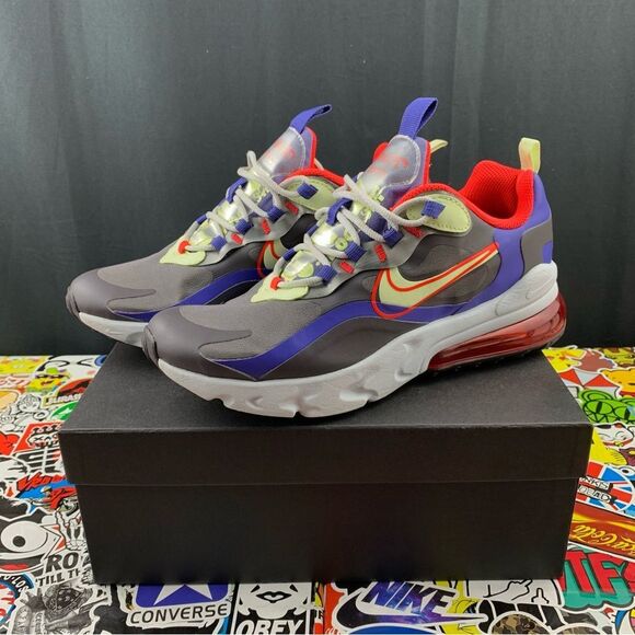 Nike Air Max 270 React Size 6.5y / 8 Women's - Picture 1 of 13